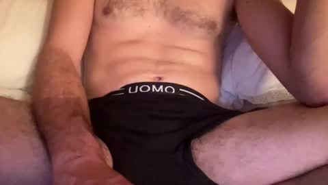 Snapshot of zillainpuglia chatting on 11/01/25, 06:32 Incontrami online show from 11/01/25, 06:32