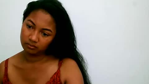 elly online show from 05/18/26, 07:14