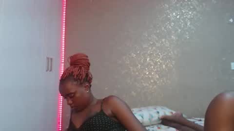 Zinadine online show from 03/04/26, 04:29