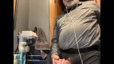 zinger283069 online show from 11/03/25, 06:31