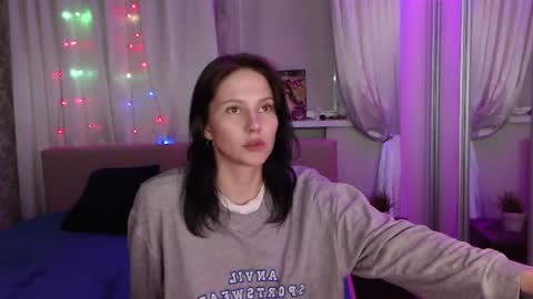 Snapshot of zlatagoddess chatting on 07/17/26, 04:12 Zlata online show from 07/17/26, 04:12
