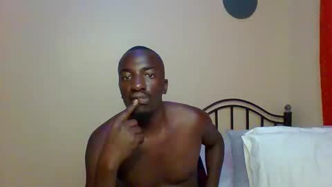 Zlatann2012 online show from 03/02/25, 07:02