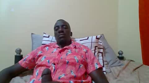 Zlatann2012 online show from 11/08/25, 07:23