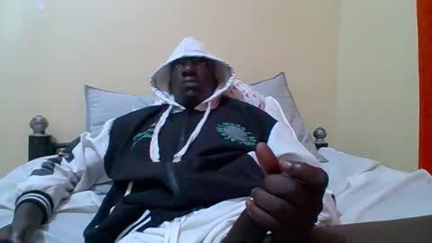 Zlatann2012 online show from 01/10/26, 01:51