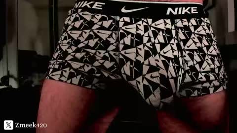 Z   online show from 11/14/25, 10:18