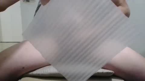 Snapshot of zobilov chatting on 01/12/25, 04:29 zobilov online show from 01/12/25, 04:29