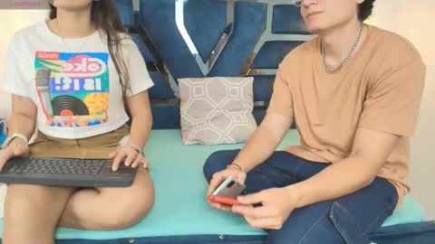 Zoe and dylan  online show from 11/11/25, 12:16