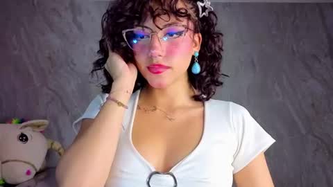 zoe_ch_ online show from 06/20/26, 03:20