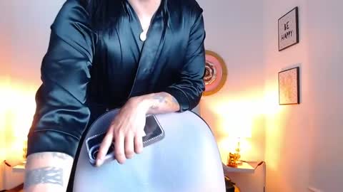 zoe_hecate online show from 05/16/26, 12:18