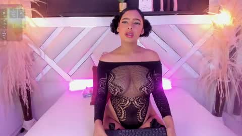 Zoey  online show from 04/01/26, 09:56