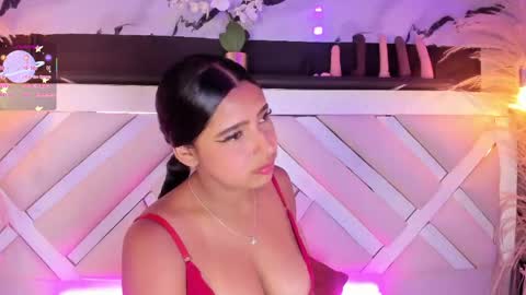 Snapshot of zoe_johnsonn1 chatting on 05/23/26, 10:03 Zoey online show from 05/23/26, 10:03