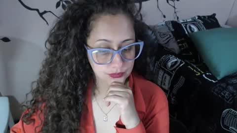 Snapshot of zoe_koller chatting on 10/21/25, 12:00 Zoe Koller online show from 10/21/25, 12:00