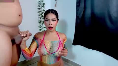 zoe_latin4 online show from 05/21/26, 12:17