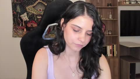 Zoe  online show from 09/24/25, 12:58