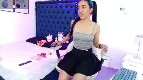 zoe  online show from 05/20/26, 07:42