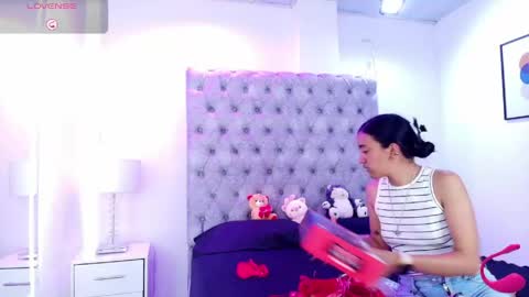 zoe  online show from 06/01/26, 07:26