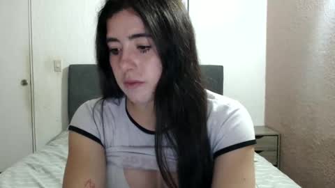 Zoe online show from 01/11/25, 03:55