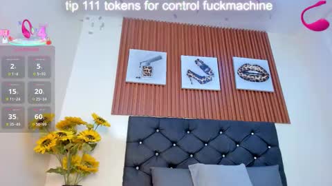 Zoe online show from 11/13/25, 08:52