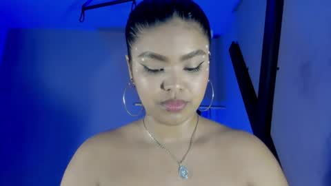 Snapshot of zoe_roux210949 chatting on 05/31/26, 03:04 Zoe online show from 05/31/26, 03:04