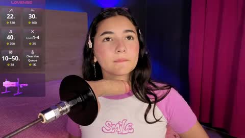 Snapshot of zoe_ruiiz chatting on 04/09/26, 11:10 ZOE online show from 04/09/26, 11:10