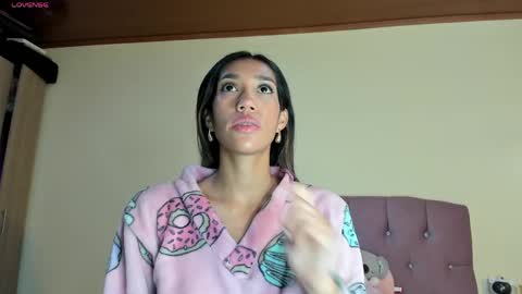 Zoe online show from 03/29/26, 09:26