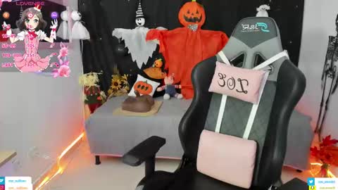 zoe_sullivan_ online show from 11/03/25, 09:32