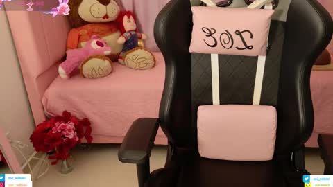 zoe_sullivan_ online show from 03/14/26, 09:37