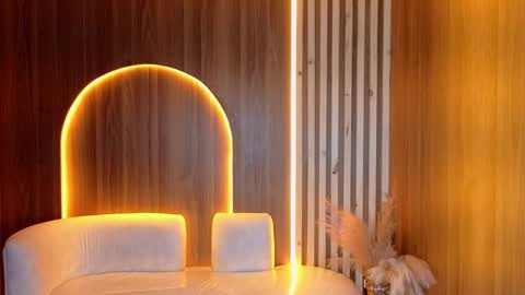 Zoe online show from 02/13/26, 08:49