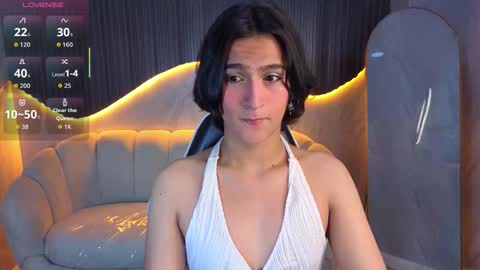 Zoe online show from 02/17/26, 08:15