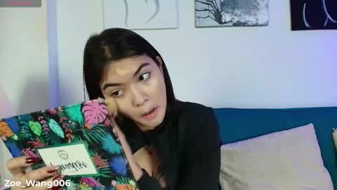 Zoe online show from 12/01/25, 01:49