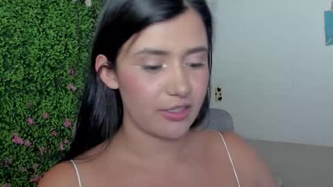 Zoe online show from 11/20/25, 02:01