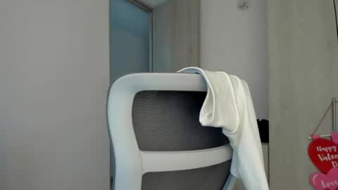Zoe online show from 06/22/26, 12:35