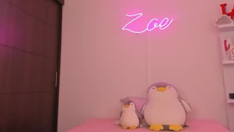 zoecams online show from 04/22/26, 06:31