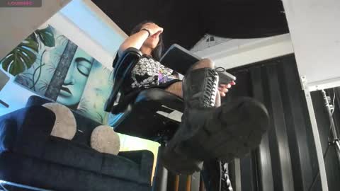 Zoe online show from 02/10/26, 02:26