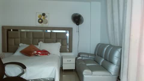 ZOE online show from 12/19/25, 05:20