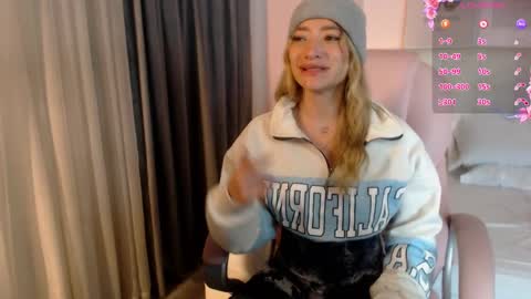 zoe online show from 02/18/25, 03:21