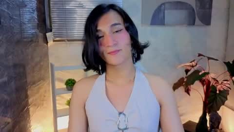 Snapshot of zoee_kiss_ chatting on 05/16/26, 04:53 ZOE online show from 05/16/26, 04:53