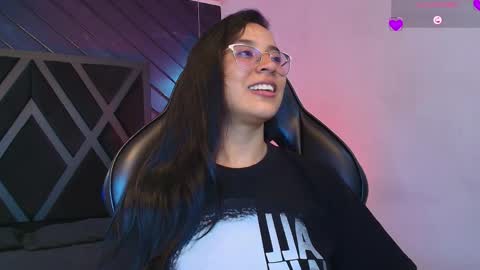 Zoe 3 online show from 03/30/26, 05:36