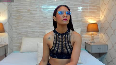 ZoeeSmitth online show from 12/18/24, 11:56