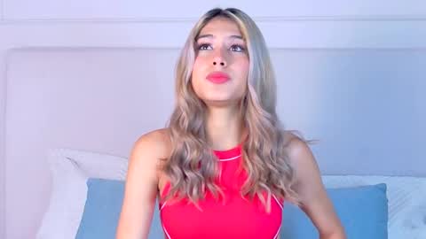 Zoe online show from 09/29/25, 11:15