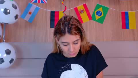 Zoe online show from 07/08/26, 11:04
