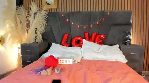 Snapshot of zoehpeterr_ chatting on 02/15/26, 09:22 Zoeh online show from 02/15/26, 09:22