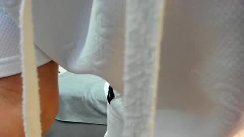 Zoe Krug online show from 10/17/25, 11:57