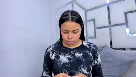 ZoeSwam online show from 11/25/25, 11:32