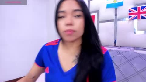 ZoeSwam online show from 06/23/26, 01:09