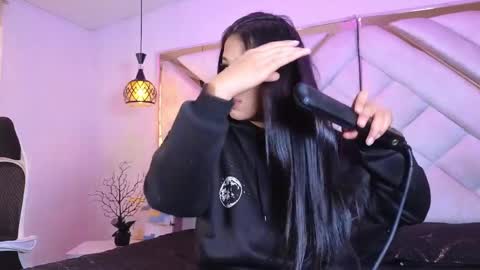 Zoe online show from 03/31/26, 12:49