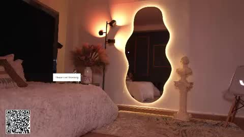 zoevidal_ online show from 07/01/26, 11:56