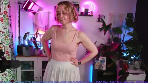 Zoey Ryan online show from 11/10/25, 06:29