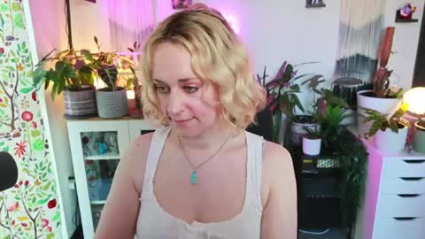 Snapshot of zoeyryan chatting on 03/28/26, 06:18 Zoey Ryan online show from 03/28/26, 06:18