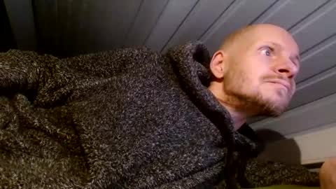 zolexthomas online show from 12/18/24, 03:55